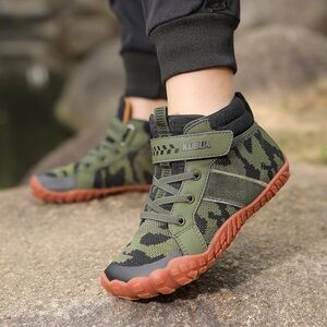 Kubua Boys Green Black Camoflague Camo High Top Barefoot Hook Loop Shoes Size 2